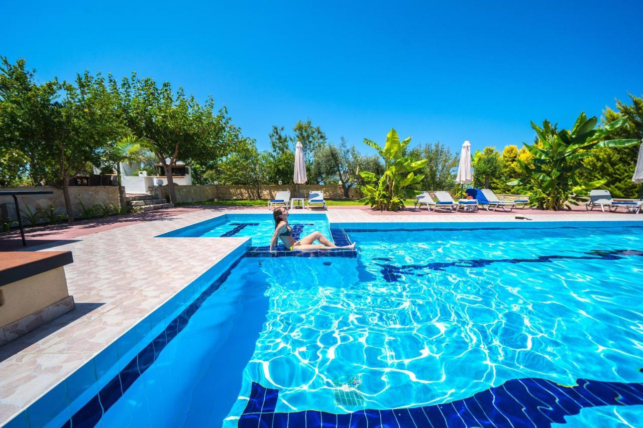 Villas Louloudaki Loutra Exteriér fotografie